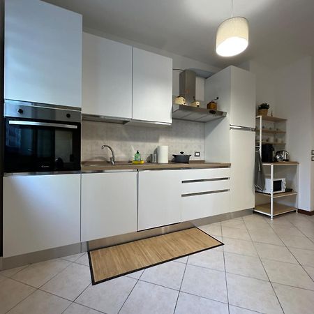 Elegante Casa -Rho Fiera Apartment Vanzago Bagian luar foto