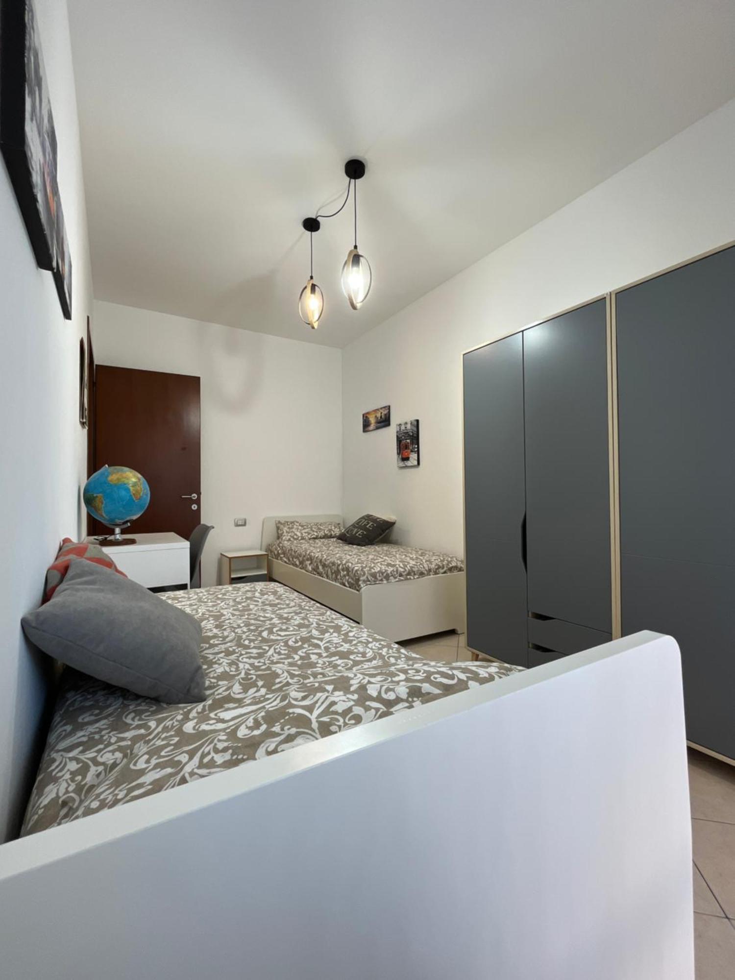 Elegante Casa -Rho Fiera Apartment Vanzago Bagian luar foto