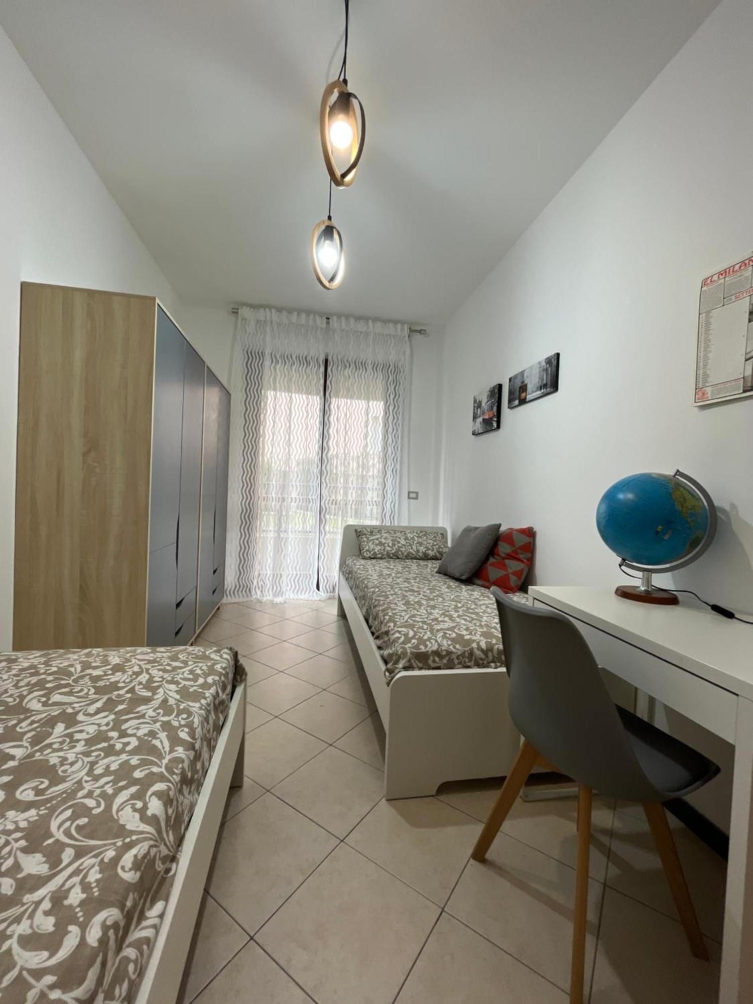 Elegante Casa -Rho Fiera Apartment Vanzago Bagian luar foto